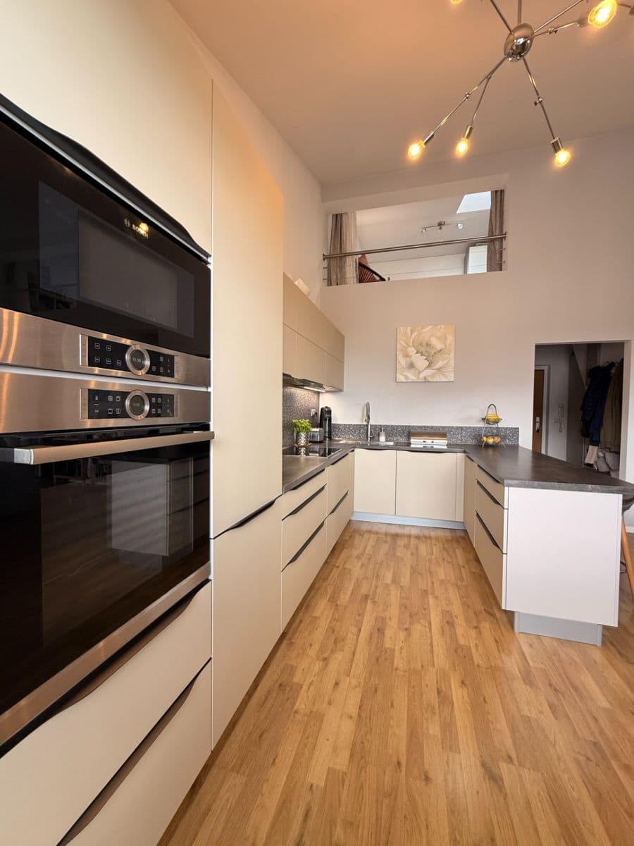 Prodej bytu 4+kk 92 m², Bolzanova, Chýně, Středočeský kraj Prodej bytu 4+kk 92 m², Bolzanova, Chýně, Středočeský kraj
