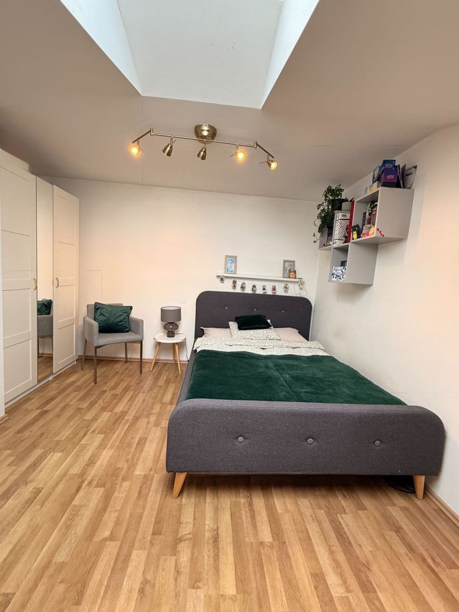 Prodej bytu 4+kk 92 m², Bolzanova, Chýně, Středočeský kraj Prodej bytu 4+kk 92 m², Bolzanova, Chýně, Středočeský kraj