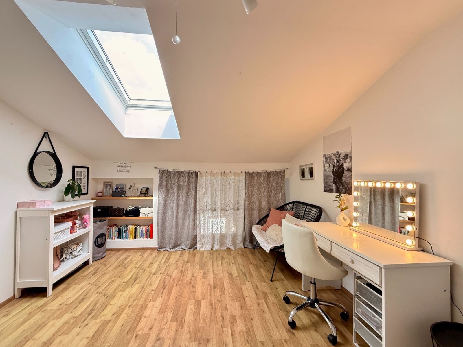 Prodej bytu 4+kk 92 m², Bolzanova, Chýně, Středočeský kraj Prodej bytu 4+kk 92 m², Bolzanova, Chýně, Středočeský kraj