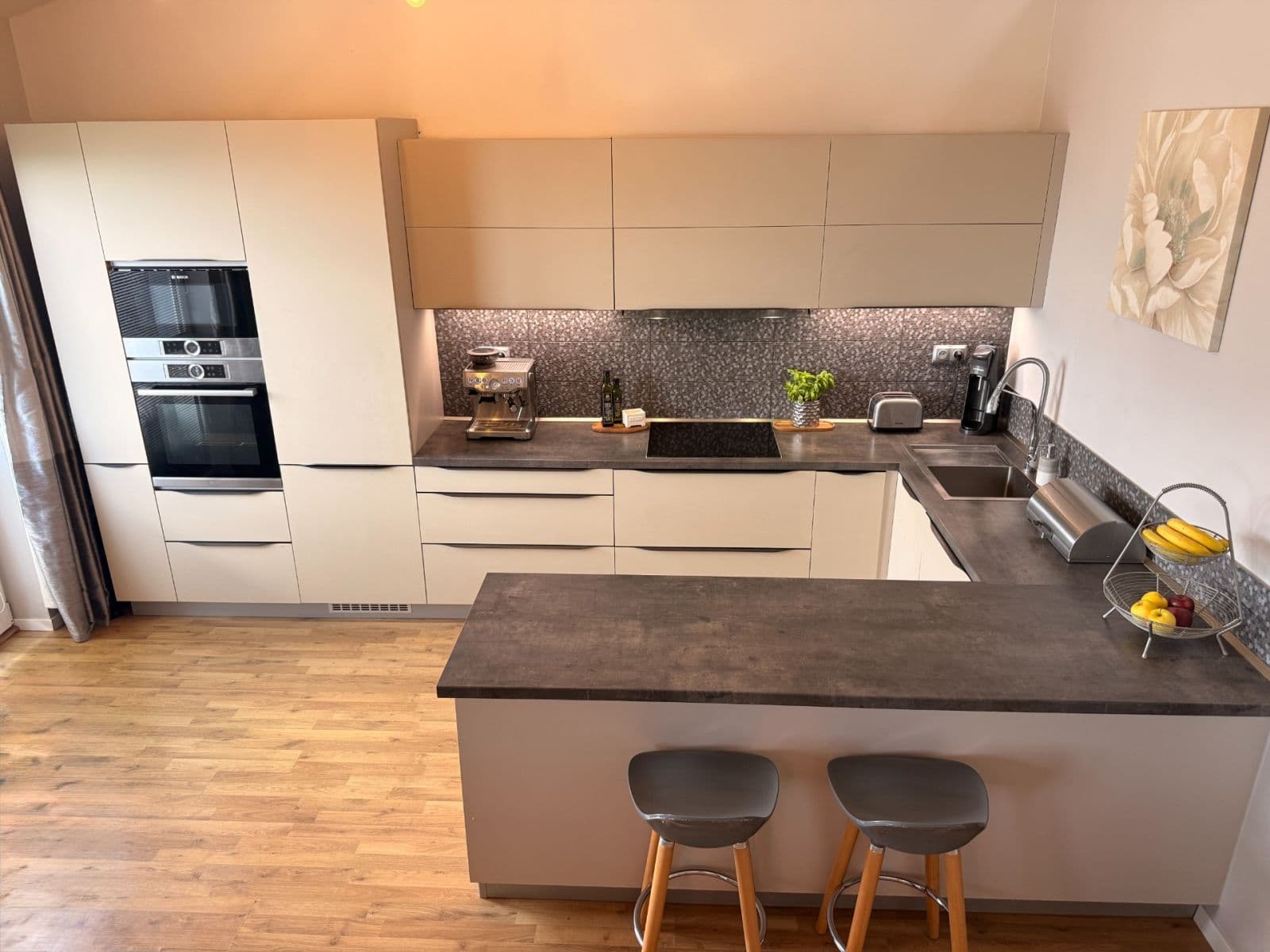 Prodej bytu 4+kk 92 m², Bolzanova, Chýně, Středočeský kraj Prodej bytu 4+kk 92 m², Bolzanova, Chýně, Středočeský kraj