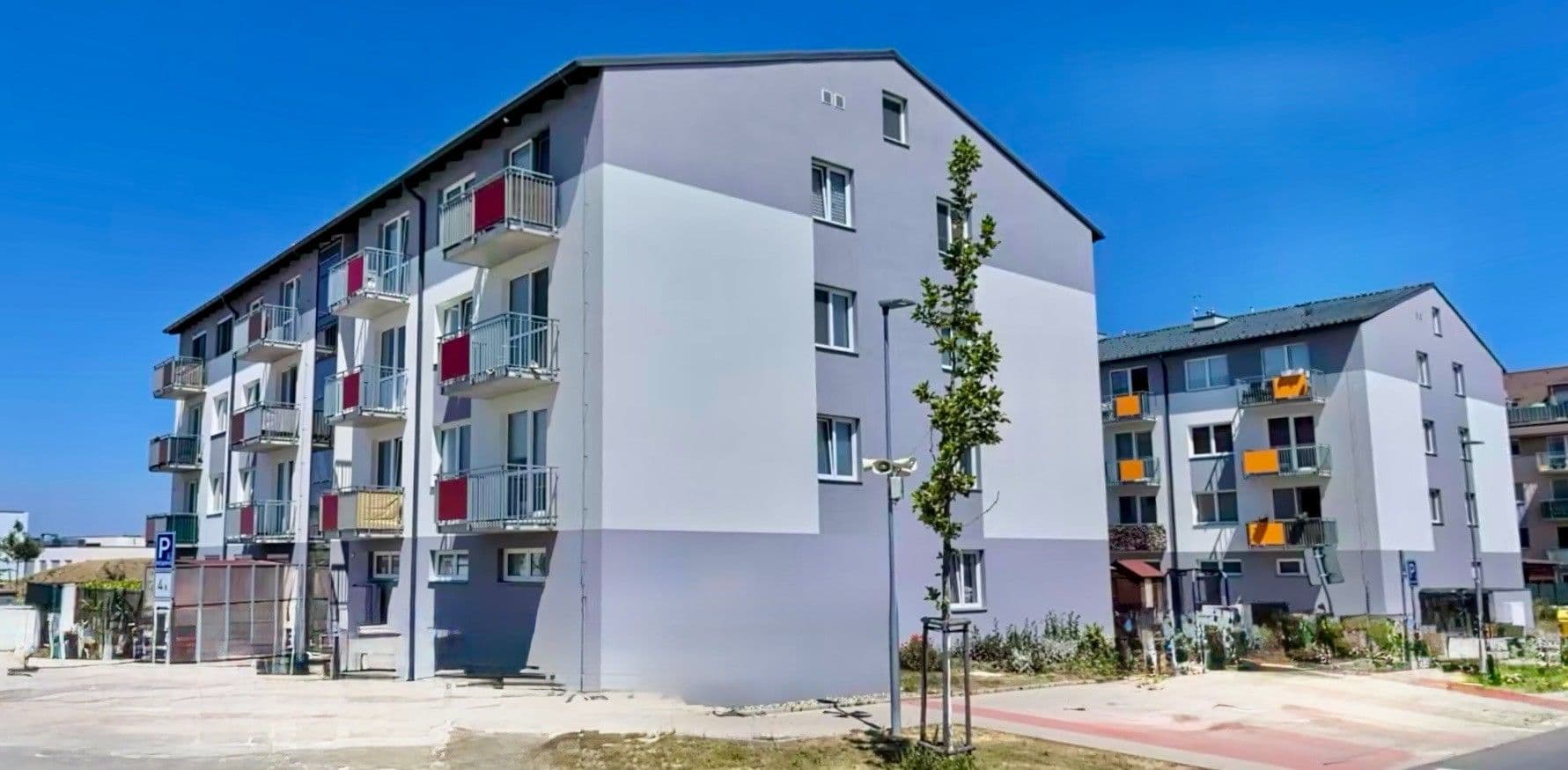 Prodej bytu 4+kk 92 m², Bolzanova, Chýně, Středočeský kraj Prodej bytu 4+kk 92 m², Bolzanova, Chýně, Středočeský kraj