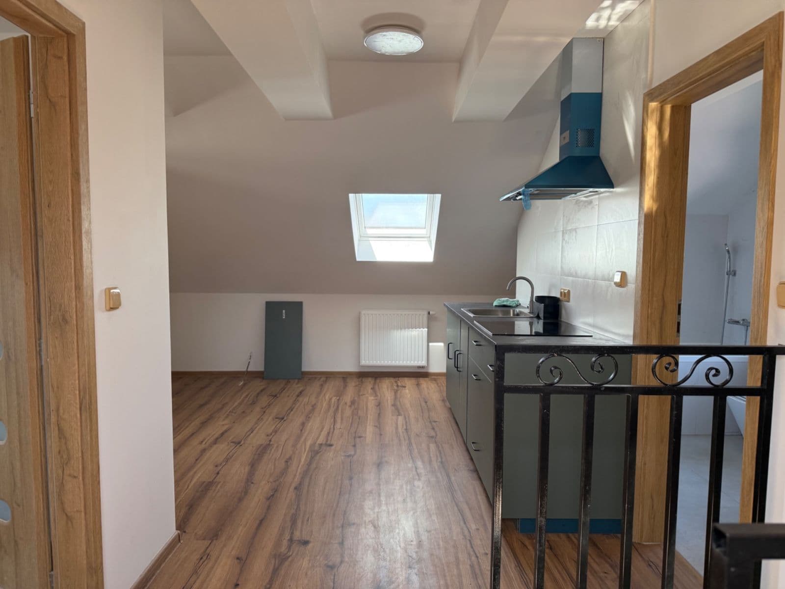 Pronájem bytu 2+1 45 m², Zadní, Praha, Praha Pronájem bytu 2+1 45 m², Zadní, Praha, Praha