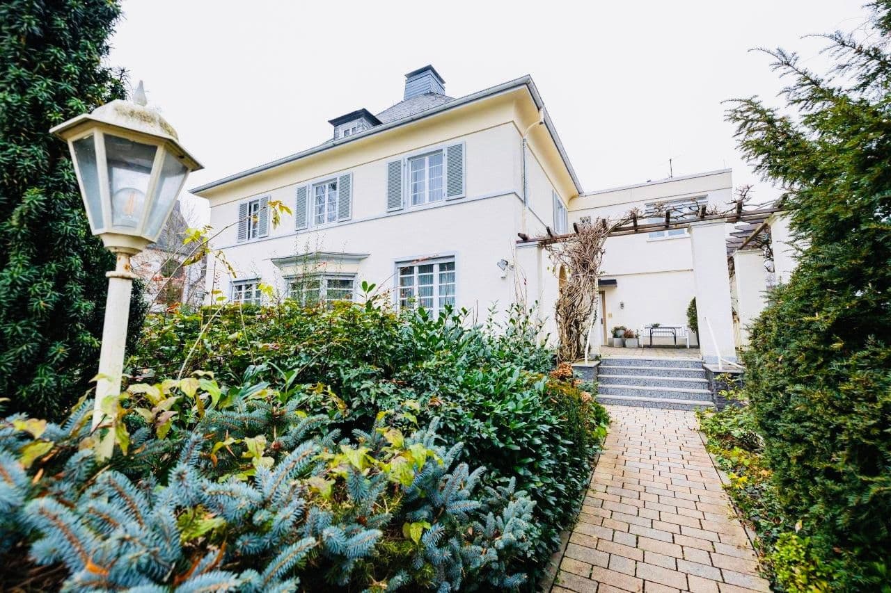 Pronájem bytu 3+kk 150 m², Weberstraße 10, Bad Homburg vor der Höhe, Hessen Pronájem bytu 3+kk 150 m², Weberstraße 10, Bad Homburg vor der Höhe, Hessen