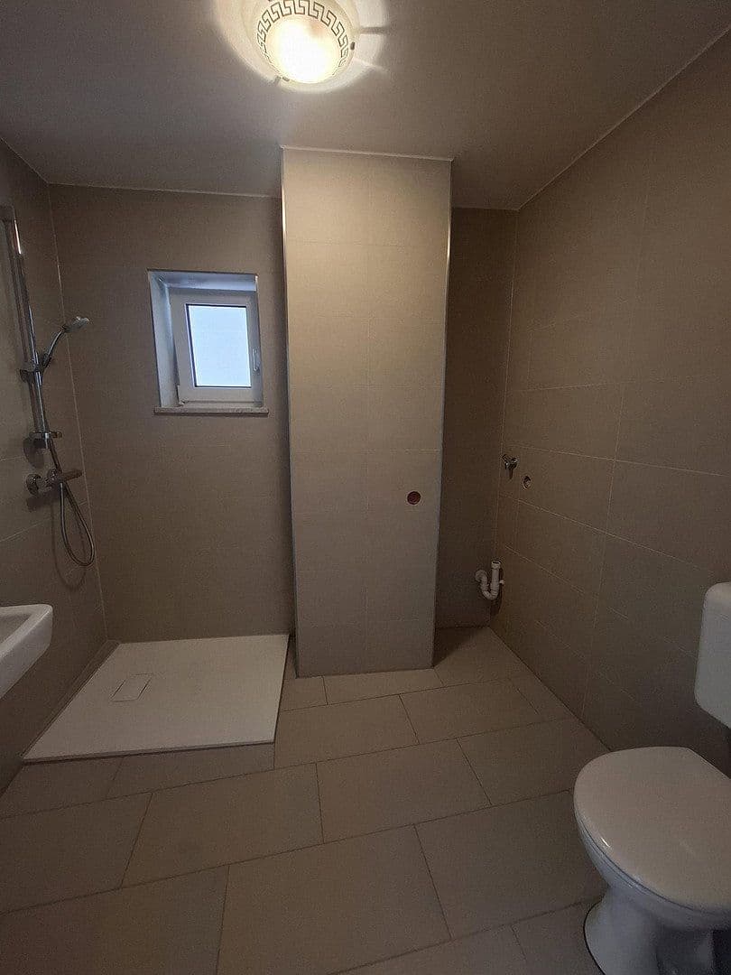 Pronájem bytu 2+1 40 m², Pfaffenhofen, Bavorsko Pronájem bytu 2+1 40 m², Pfaffenhofen, Bavorsko