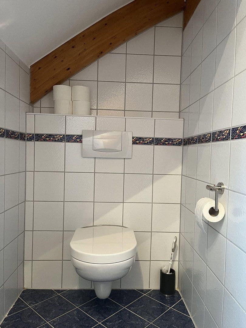 Prodej domu 172 m², pozemek 300 m², Dietenheimerstr. 82, Illertissen, Bavorsko Prodej domu 172 m², pozemek 300 m², Dietenheimerstr. 82, Illertissen, Bavorsko