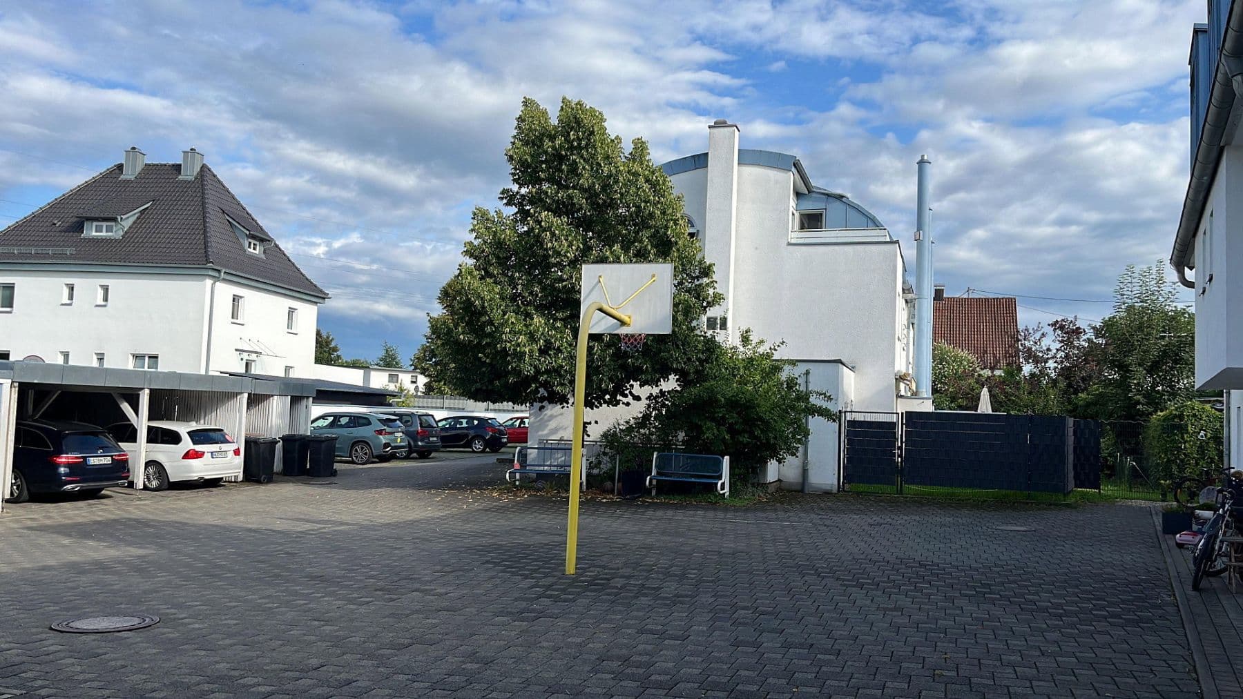 Prodej domu 172 m², pozemek 300 m², Dietenheimerstr. 82, Illertissen, Bavorsko Prodej domu 172 m², pozemek 300 m², Dietenheimerstr. 82, Illertissen, Bavorsko