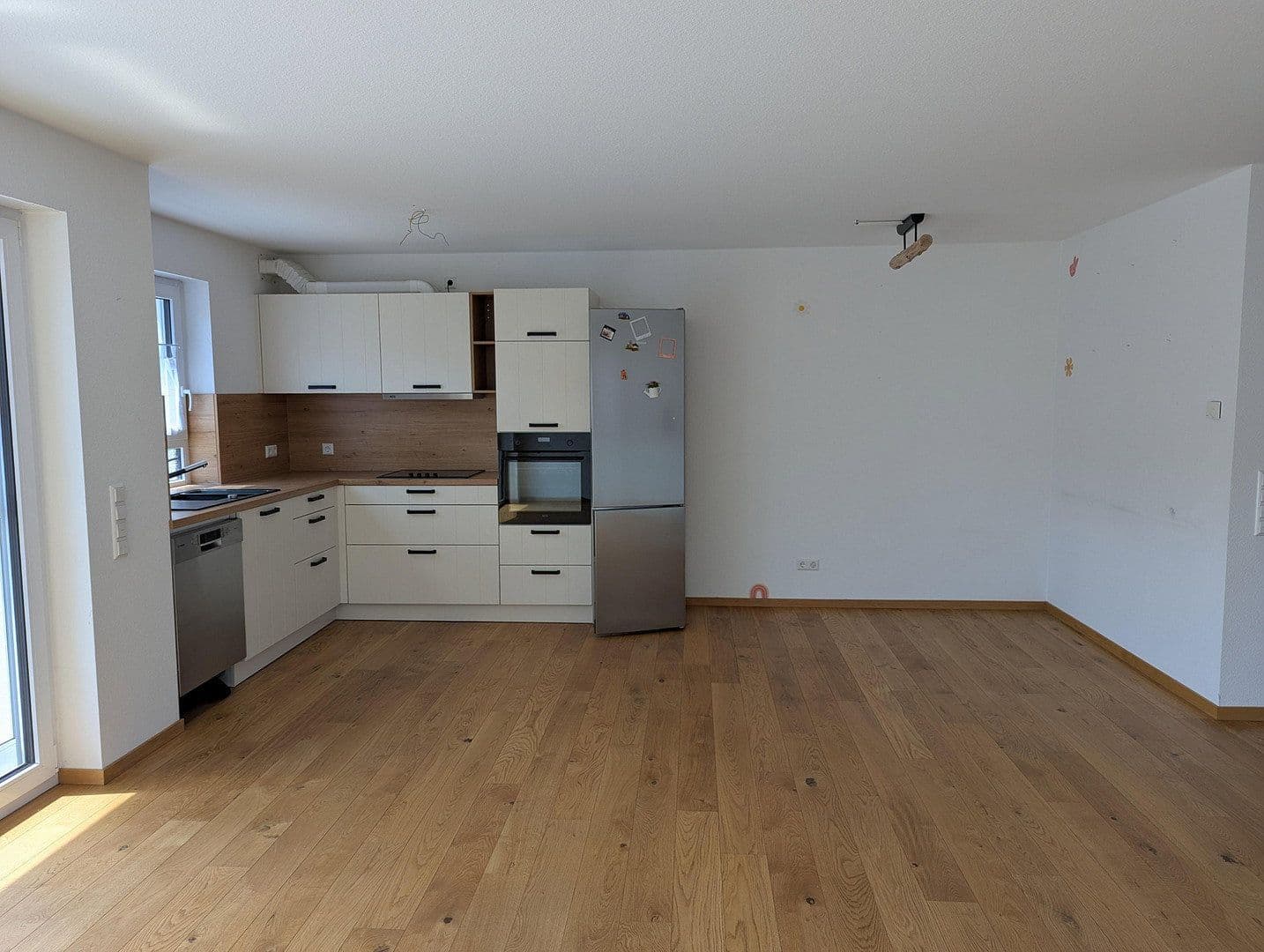 Pronájem bytu 4+1 108 m², Heimsheim, Bádensko-Württembersko Pronájem bytu 4+1 108 m², Heimsheim, Bádensko-Württembersko