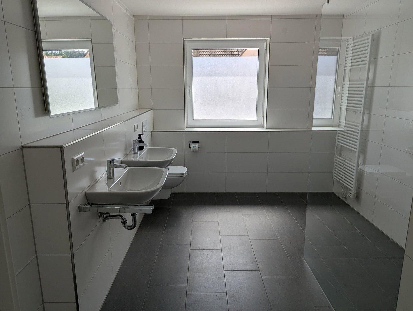 Pronájem bytu 4+1 108 m², Heimsheim, Bádensko-Württembersko Pronájem bytu 4+1 108 m², Heimsheim, Bádensko-Württembersko