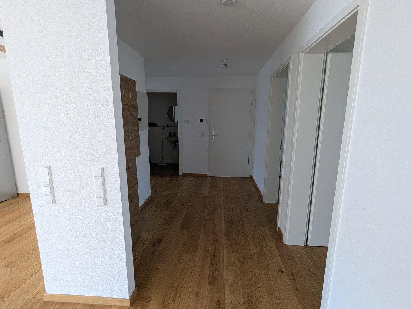 Pronájem bytu 4+1 108 m², Heimsheim, Bádensko-Württembersko Pronájem bytu 4+1 108 m², Heimsheim, Bádensko-Württembersko