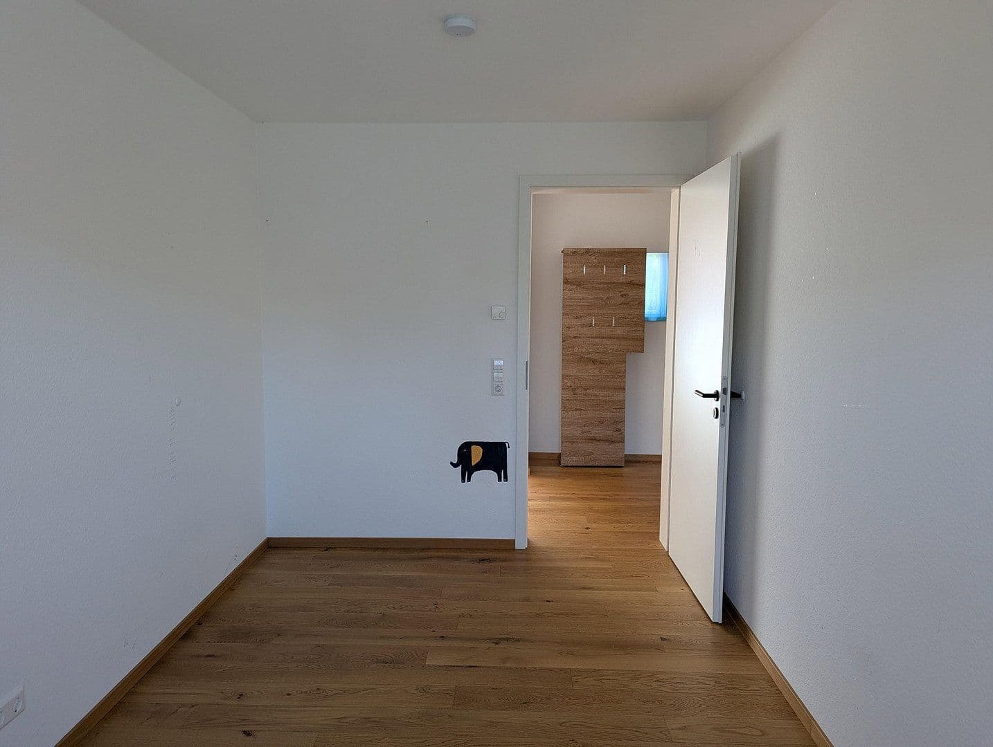 Pronájem bytu 4+1 108 m², Heimsheim, Bádensko-Württembersko Pronájem bytu 4+1 108 m², Heimsheim, Bádensko-Württembersko