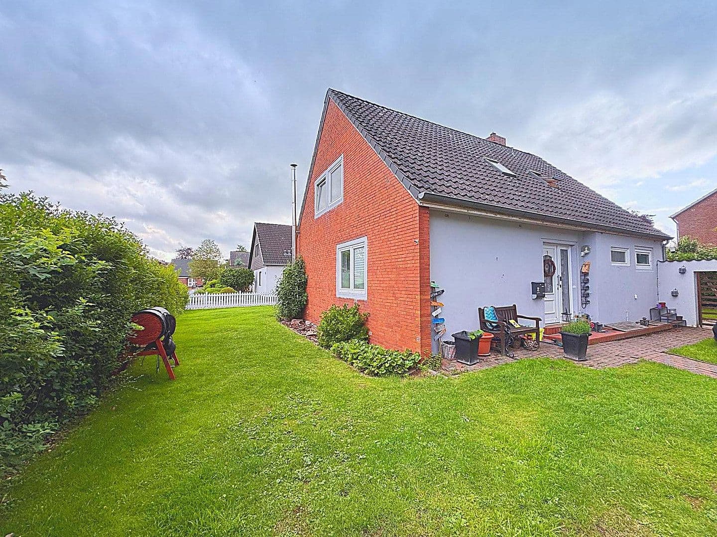 Prodej domu 125 m², pozemek 700 m², Berne, Dolní Sasko Prodej domu 125 m², pozemek 700 m², Berne, Dolní Sasko