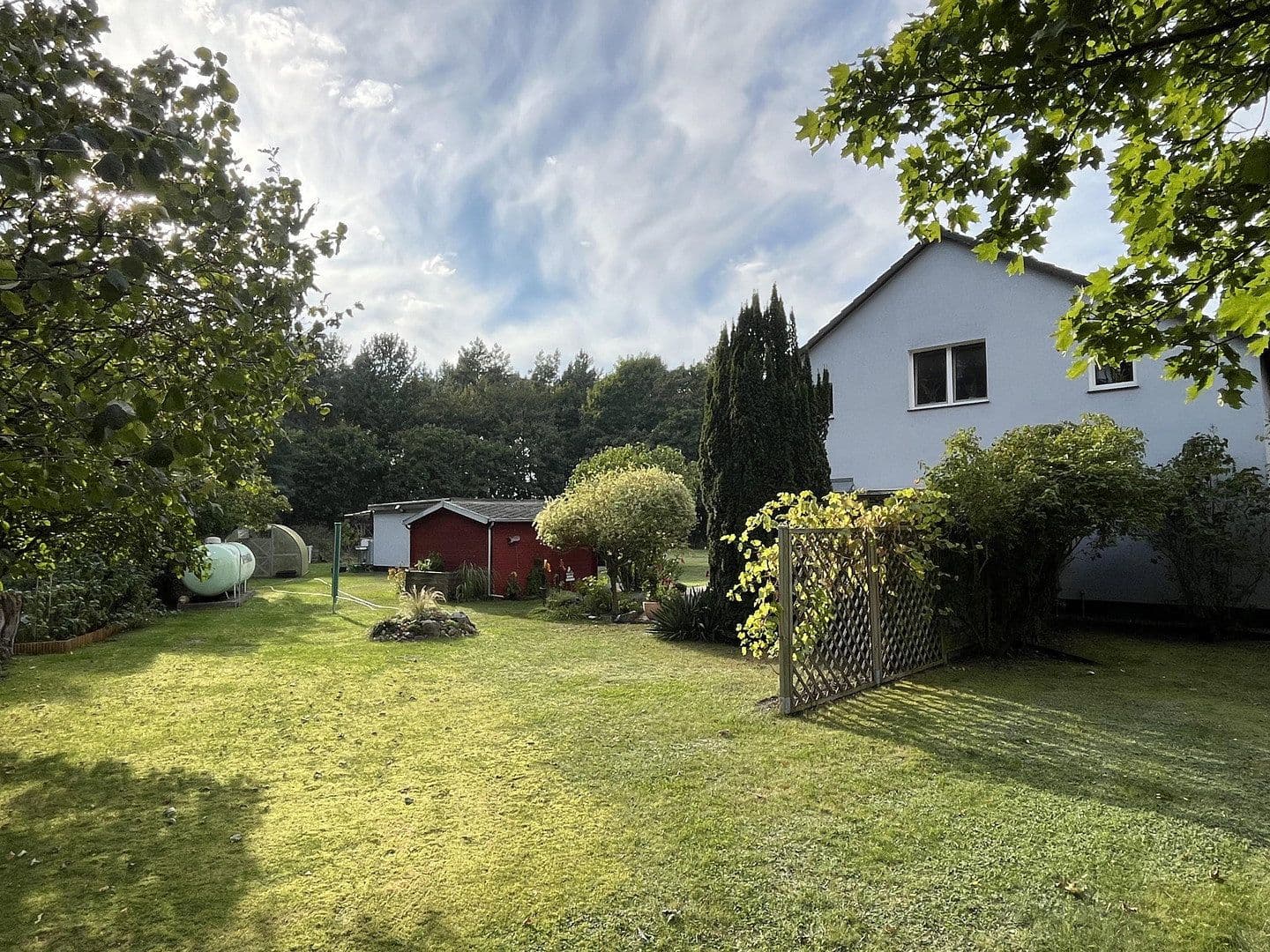 Prodej domu 160 m², pozemek 1.996 m², Ueckermünde, Mecklenburg-Vorpommern Prodej domu 160 m², pozemek 1.996 m², Ueckermünde, Mecklenburg-Vorpommern