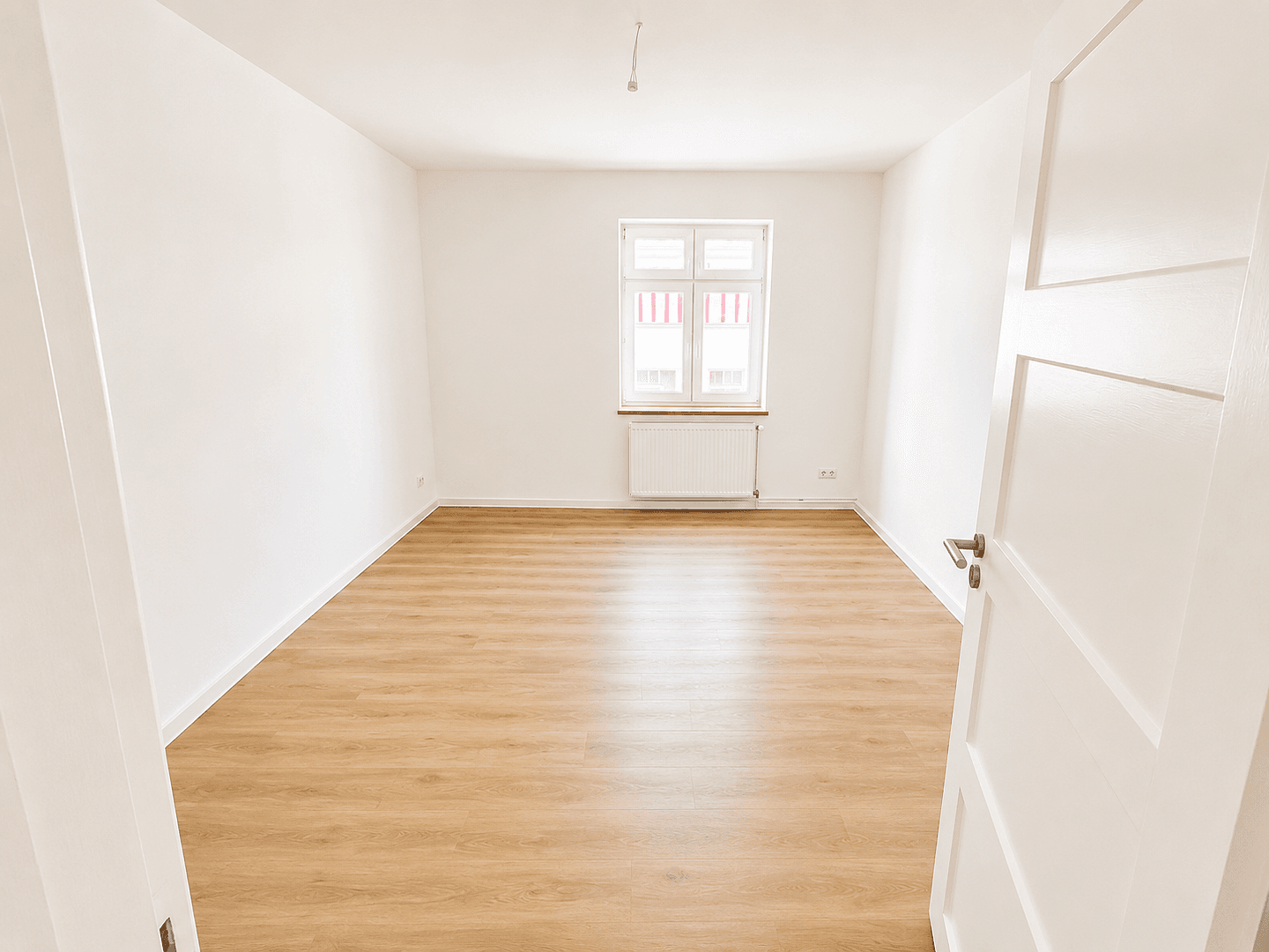 Pronájem bytu 4+1 82 m², Stralsund, Mecklenburg-Vorpommern Pronájem bytu 4+1 82 m², Stralsund, Mecklenburg-Vorpommern