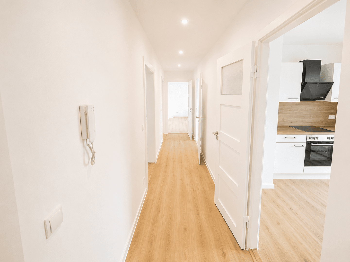 Pronájem bytu 4+1 82 m², Stralsund, Mecklenburg-Vorpommern Pronájem bytu 4+1 82 m², Stralsund, Mecklenburg-Vorpommern