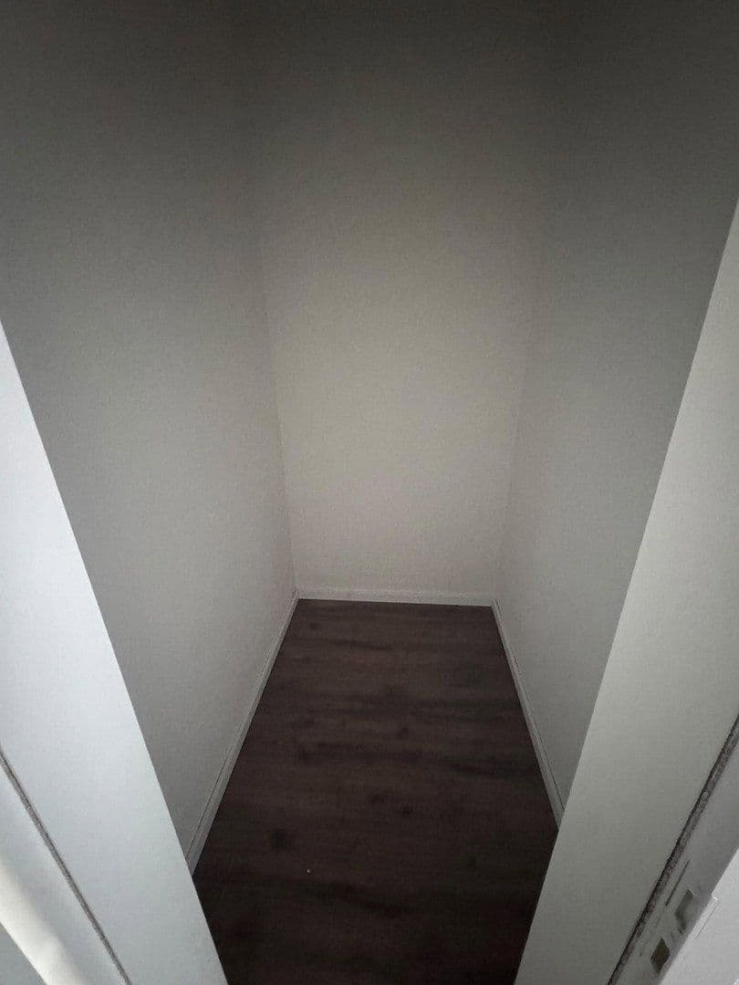 Pronájem bytu 1+1 40 m², Augsburg, Bavorsko Pronájem bytu 1+1 40 m², Augsburg, Bavorsko