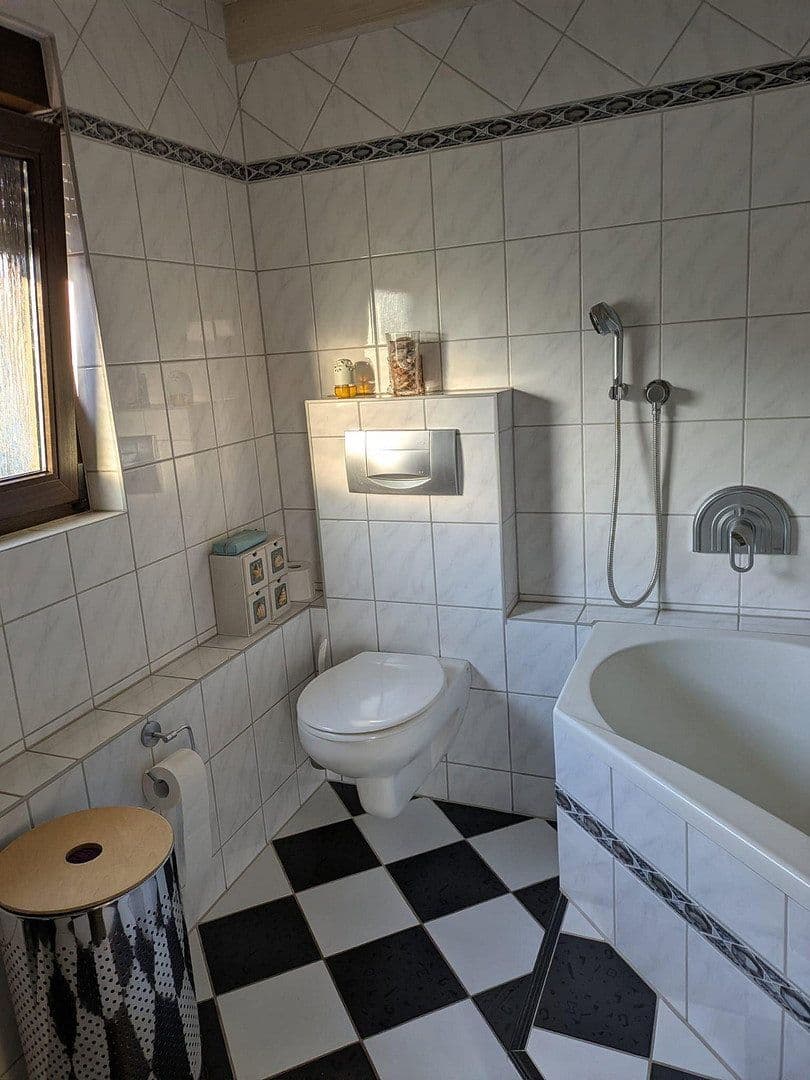 Prodej bytu 3+kk 102 m², Metzingen, Bádensko-Württembersko Prodej bytu 3+kk 102 m², Metzingen, Bádensko-Württembersko