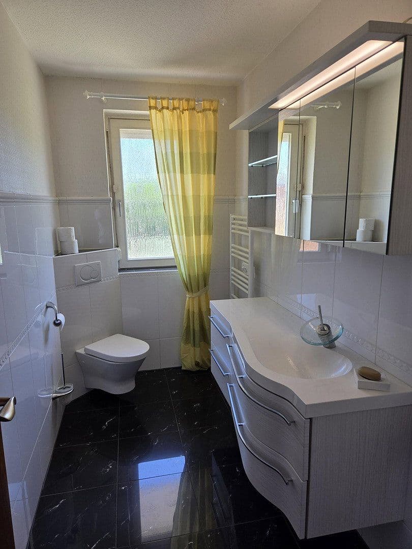 Prodej domu 134 m², pozemek 539 m², Achim, Dolní Sasko Prodej domu 134 m², pozemek 539 m², Achim, Dolní Sasko
