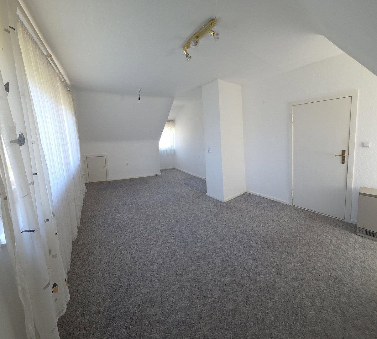 Prodej domu 134 m², pozemek 539 m², Achim, Dolní Sasko Prodej domu 134 m², pozemek 539 m², Achim, Dolní Sasko