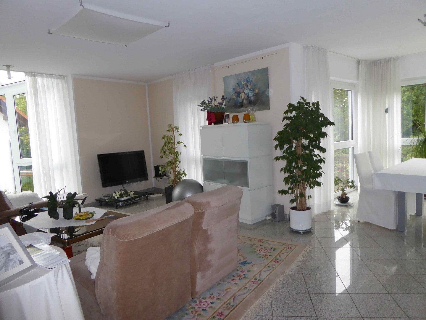 Prodej bytu 3+kk 90 m², Groß-Umstadt, Hessen Prodej bytu 3+kk 90 m², Groß-Umstadt, Hessen