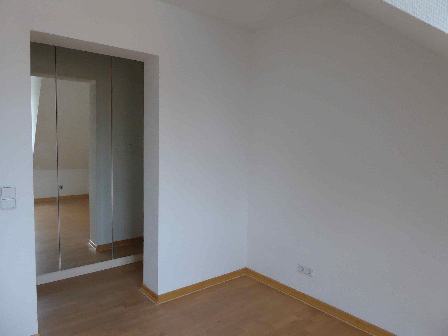 Prodej bytu 3+kk 90 m², Groß-Umstadt, Hessen Prodej bytu 3+kk 90 m², Groß-Umstadt, Hessen