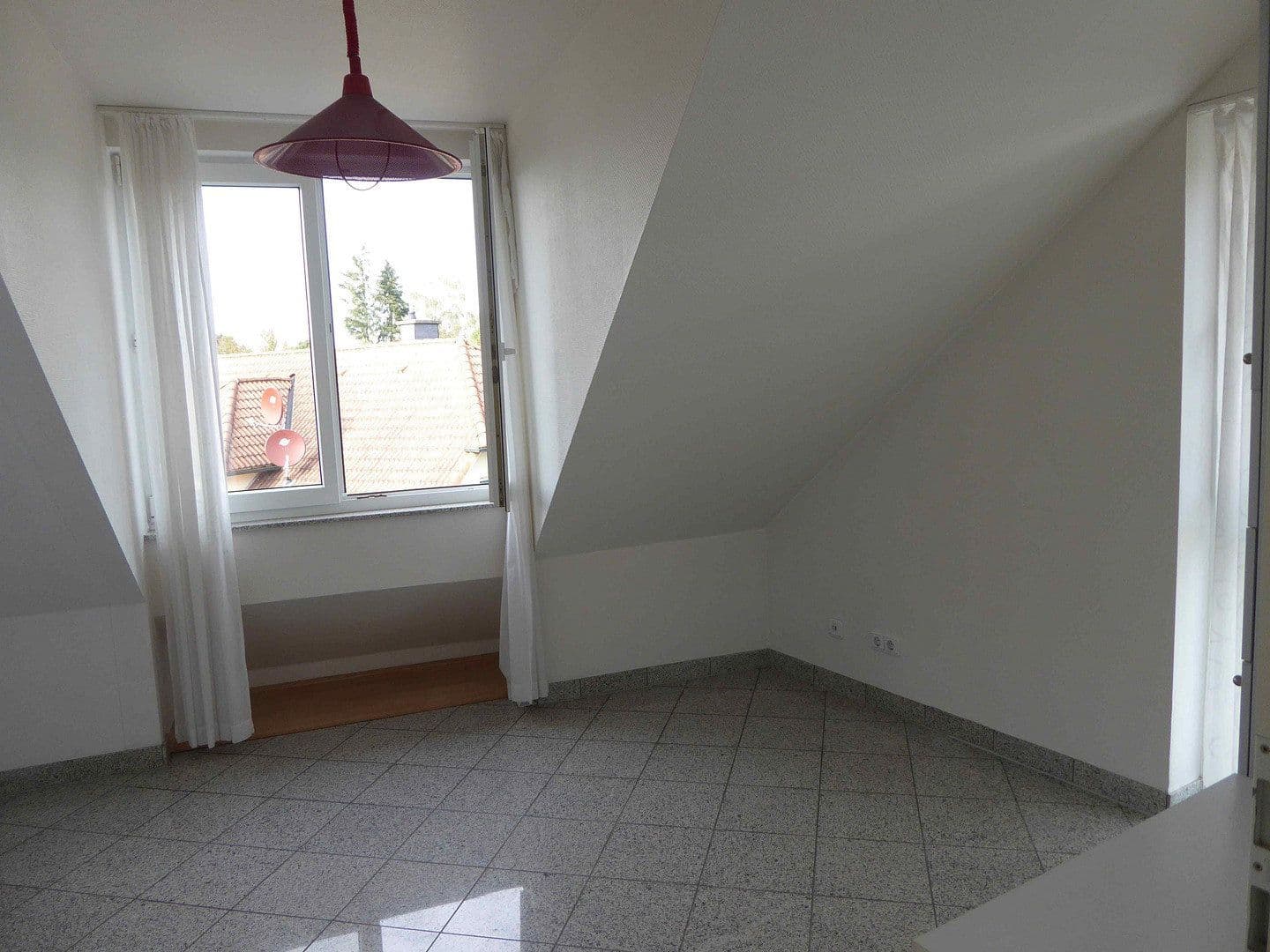 Prodej bytu 3+kk 90 m², Groß-Umstadt, Hessen Prodej bytu 3+kk 90 m², Groß-Umstadt, Hessen