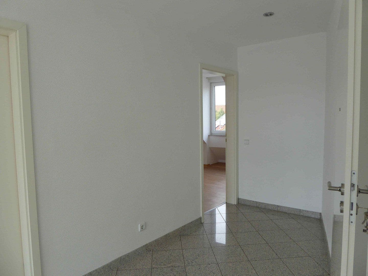Prodej bytu 3+kk 90 m², Groß-Umstadt, Hessen Prodej bytu 3+kk 90 m², Groß-Umstadt, Hessen
