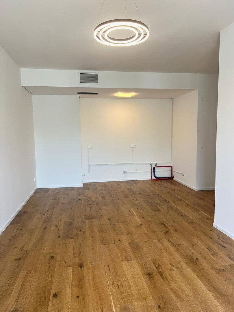 Prodej bytu 3+1 100 m², Dr. Berndl Str. 5, Memmingen, Bavorsko Prodej bytu 3+1 100 m², Dr. Berndl Str. 5, Memmingen, Bavorsko