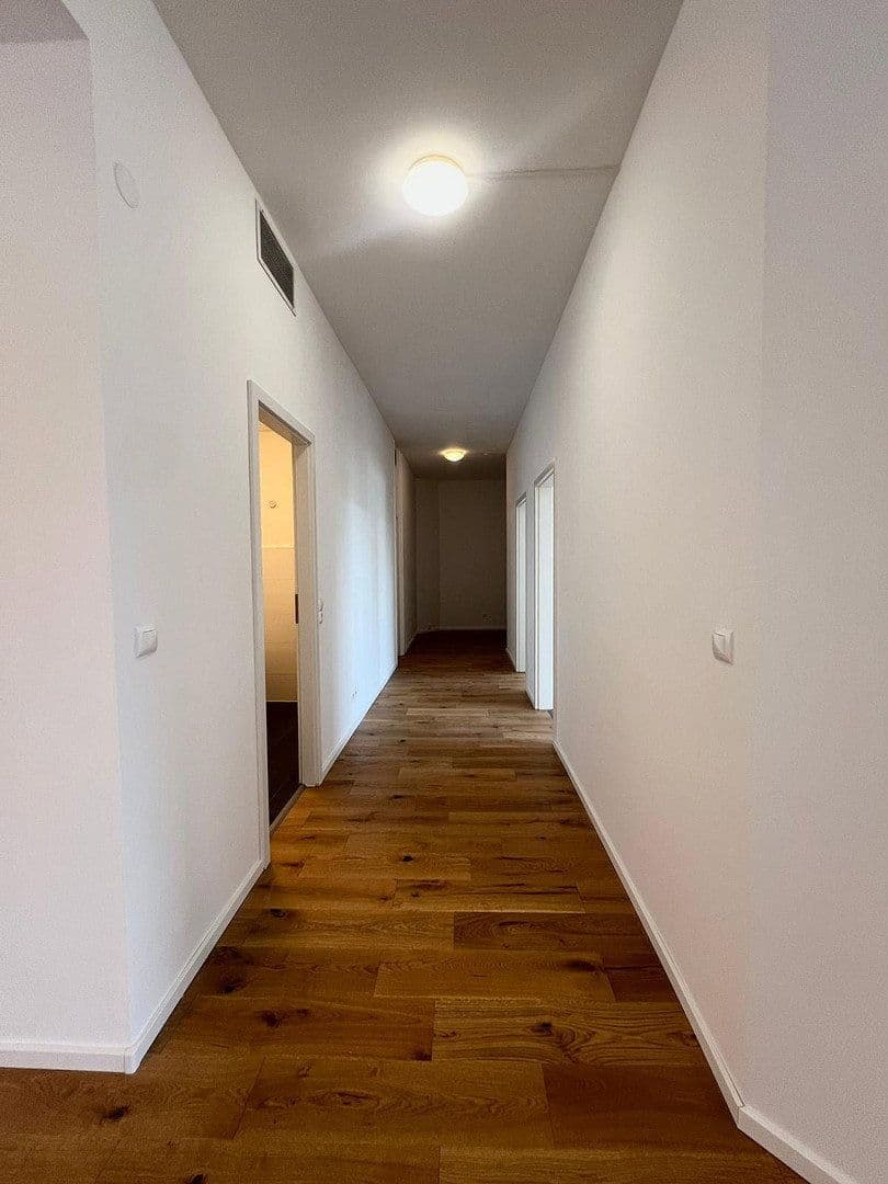 Prodej bytu 3+1 100 m², Dr. Berndl Str. 5, Memmingen, Bavorsko Prodej bytu 3+1 100 m², Dr. Berndl Str. 5, Memmingen, Bavorsko