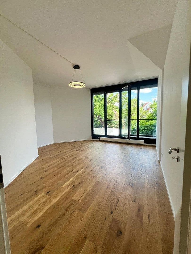 Prodej bytu 3+1 100 m², Dr. Berndl Str. 5, Memmingen, Bavorsko Prodej bytu 3+1 100 m², Dr. Berndl Str. 5, Memmingen, Bavorsko