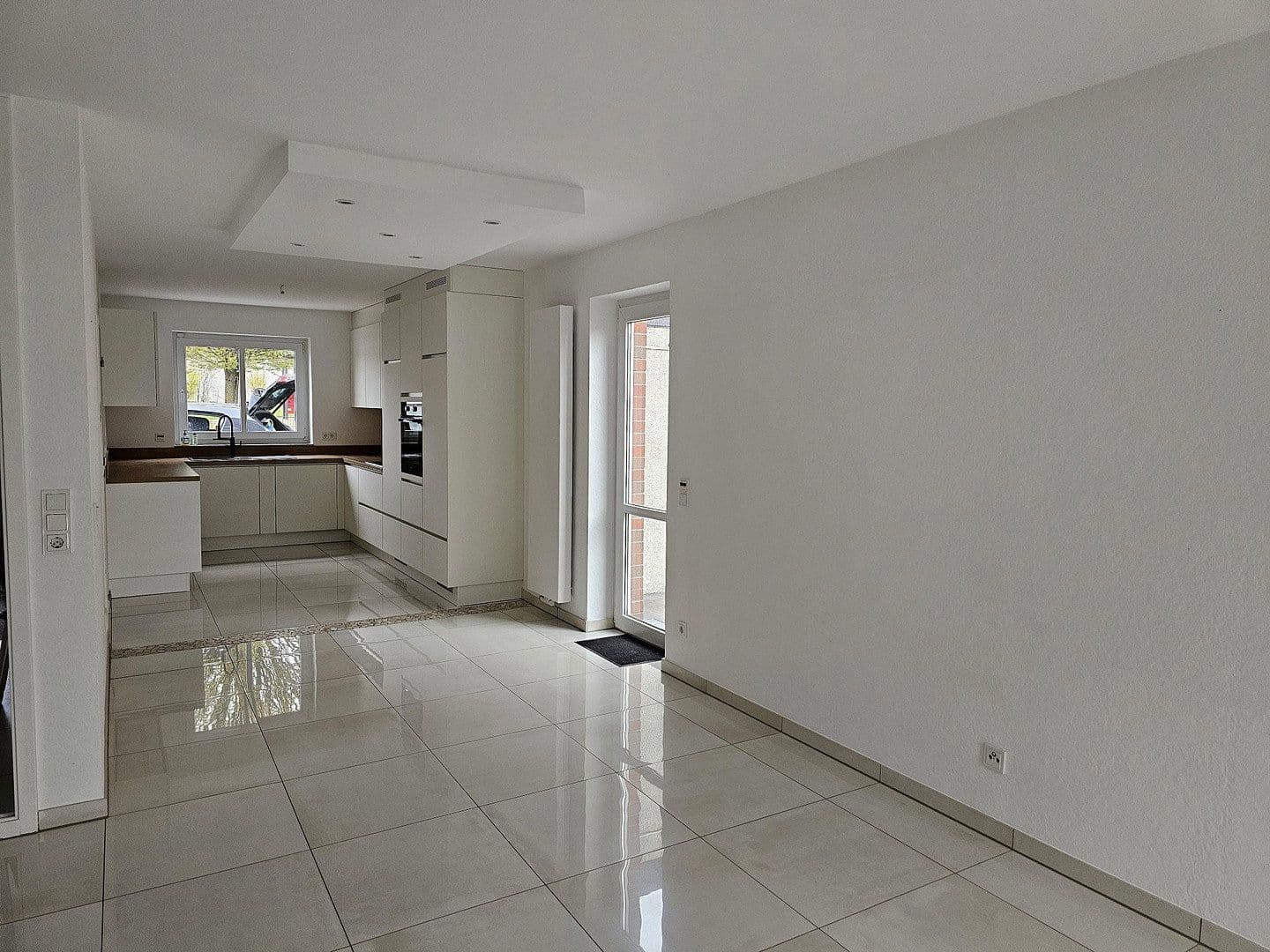 Prodej domu 138 m², pozemek 268 m², Langenfeld (Rheinland), Severní Porýní-Vestfálsko Prodej domu 138 m², pozemek 268 m², Langenfeld (Rheinland), Severní Porýní-Vestfálsko