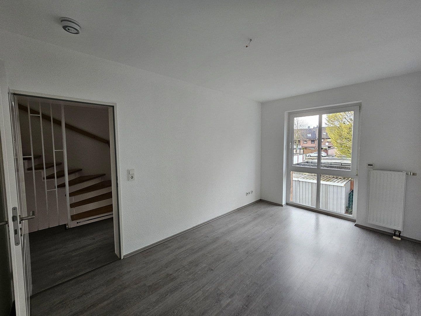 Prodej domu 138 m², pozemek 268 m², Langenfeld (Rheinland), Severní Porýní-Vestfálsko Prodej domu 138 m², pozemek 268 m², Langenfeld (Rheinland), Severní Porýní-Vestfálsko