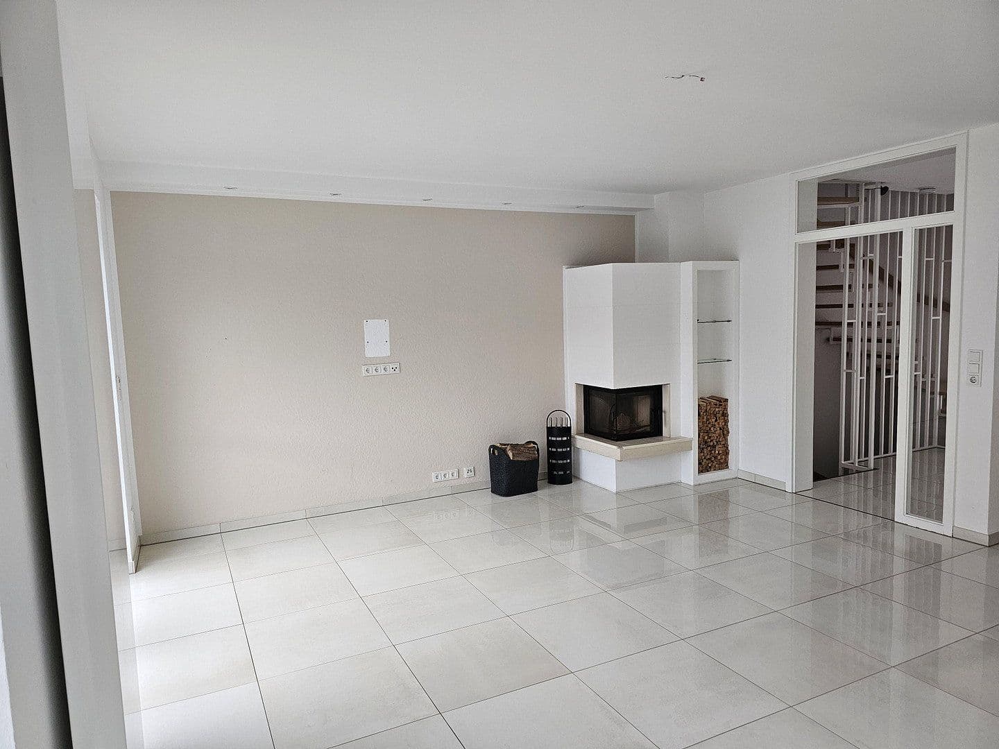 Prodej domu 138 m², pozemek 268 m², Langenfeld (Rheinland), Severní Porýní-Vestfálsko Prodej domu 138 m², pozemek 268 m², Langenfeld (Rheinland), Severní Porýní-Vestfálsko