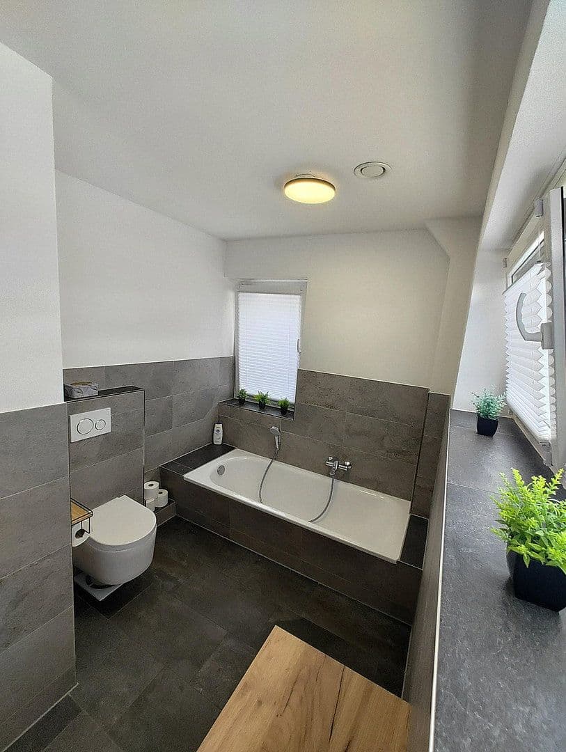 Pronájem domu 125 m², pozemek 335 m², Lüneburger Str. 4, Stade, Dolní Sasko Pronájem domu 125 m², pozemek 335 m², Lüneburger Str. 4, Stade, Dolní Sasko