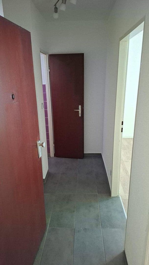 Pronájem bytu 1+1 27 m², Bierbrauerweg 4, Offenbach am Main, Hessen Pronájem bytu 1+1 27 m², Bierbrauerweg 4, Offenbach am Main, Hessen