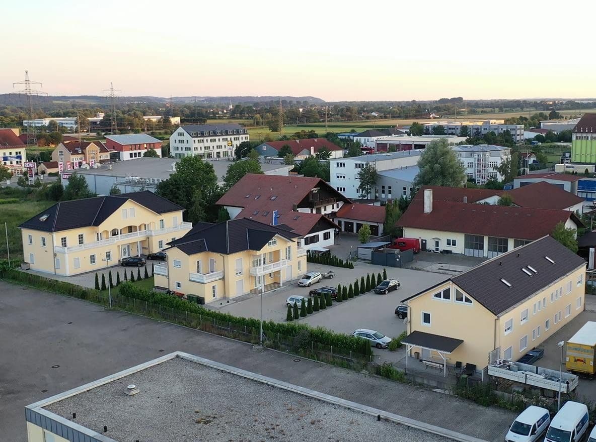 Pronájem kanceláře 200 m², Altdorf, Bavorsko Pronájem kanceláře 200 m², Altdorf, Bavorsko