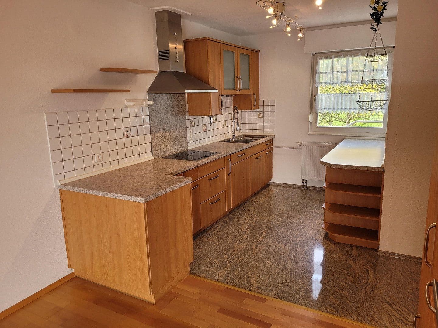Pronájem bytu 4+kk 146 m², Laufenburg (Baden), Bádensko-Württembersko Pronájem bytu 4+kk 146 m², Laufenburg (Baden), Bádensko-Württembersko