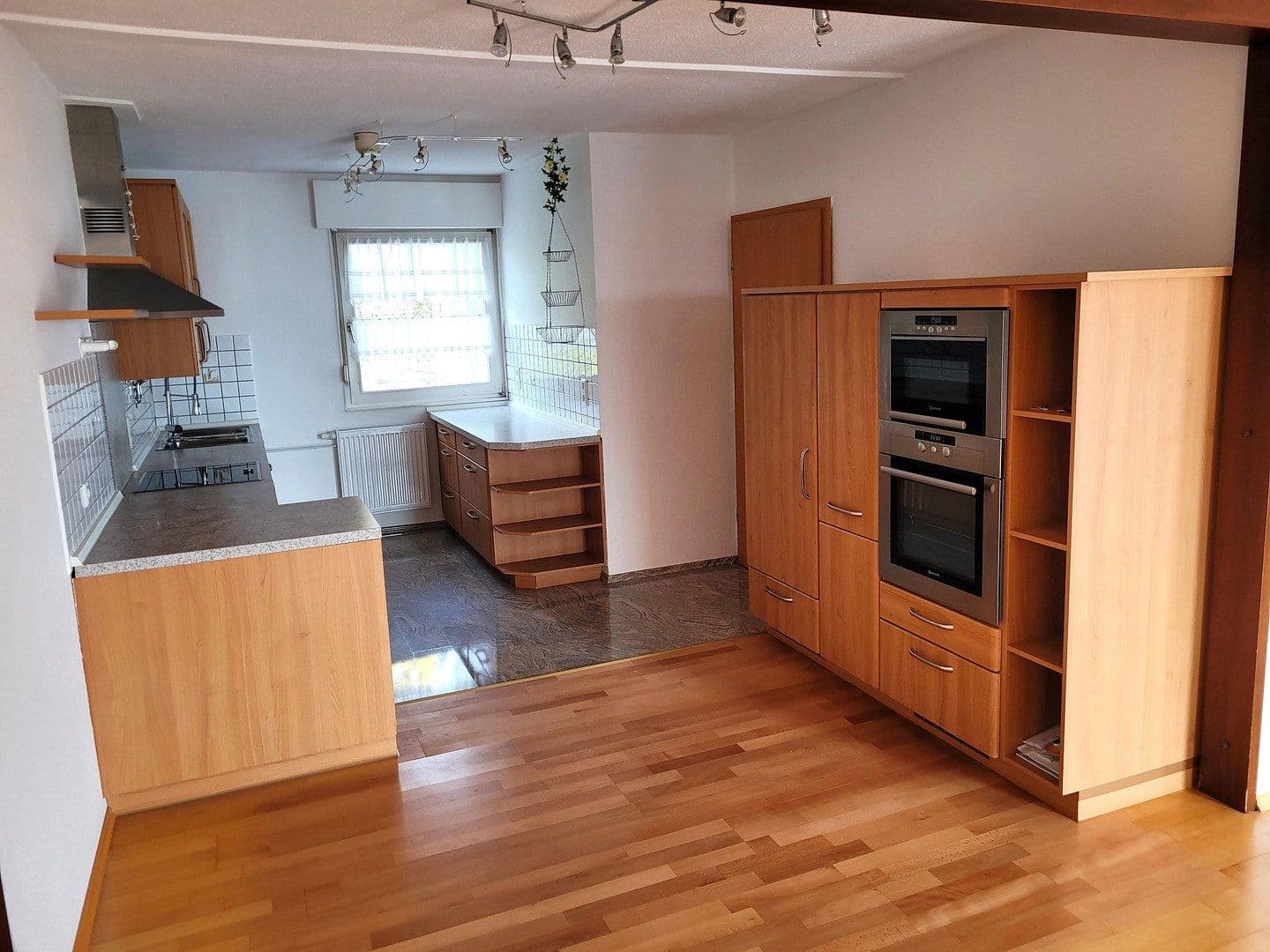 Pronájem bytu 4+kk 146 m², Laufenburg (Baden), Bádensko-Württembersko Pronájem bytu 4+kk 146 m², Laufenburg (Baden), Bádensko-Württembersko