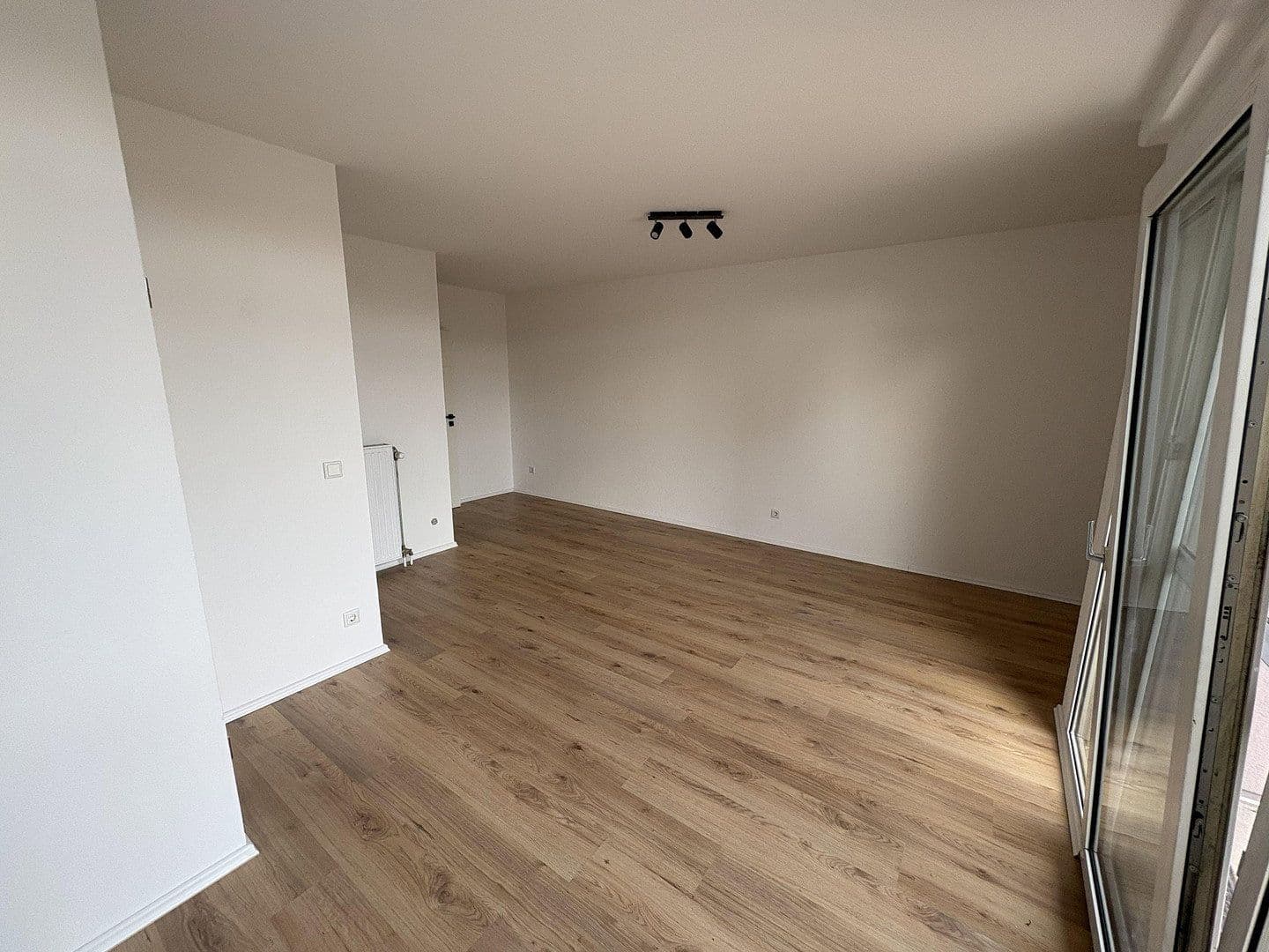 Pronájem bytu 1+1 31 m², Tönisvorst, Severní Porýní-Vestfálsko Pronájem bytu 1+1 31 m², Tönisvorst, Severní Porýní-Vestfálsko