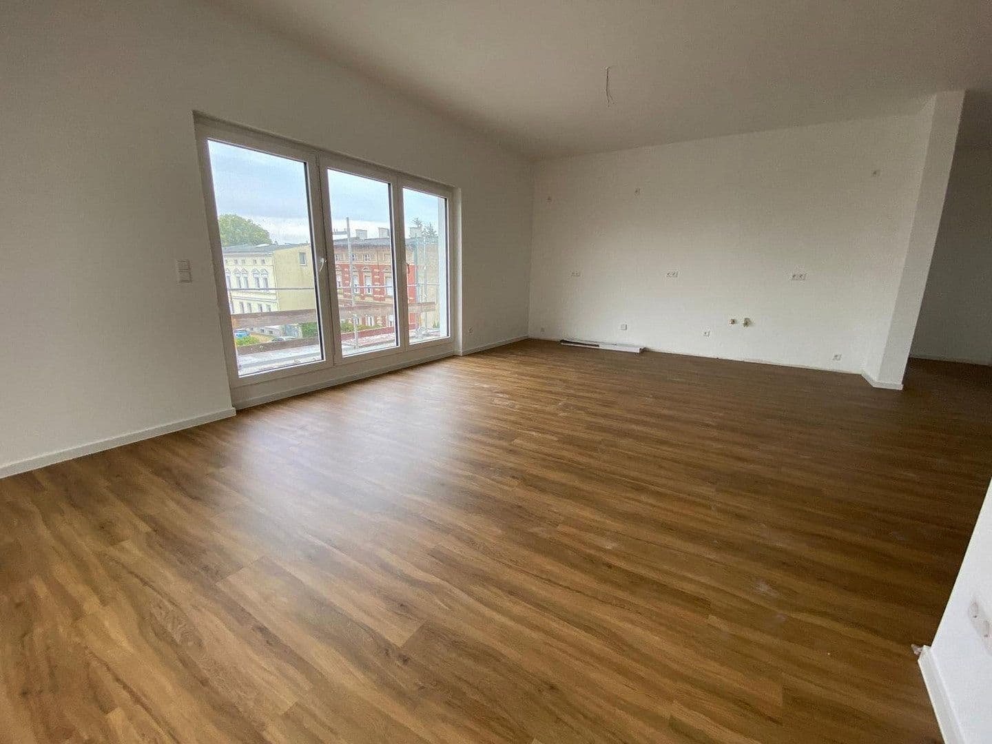 Pronájem bytu 3+1 99 m², Verbindungsweg 3, Velten, Braniborsko Pronájem bytu 3+1 99 m², Verbindungsweg 3, Velten, Braniborsko