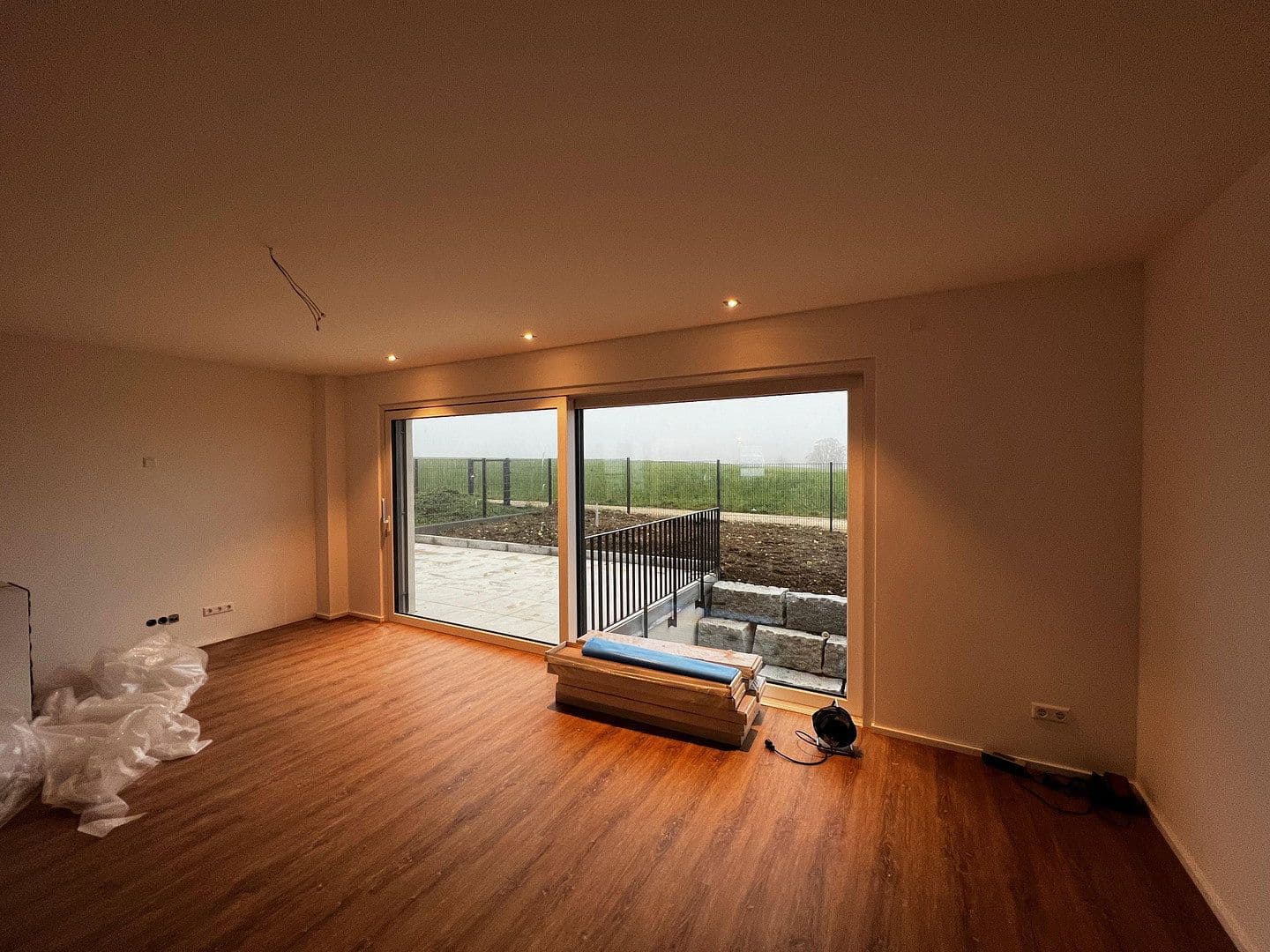 Pronájem domu 185 m², pozemek 236 m², Wasserfallweg 21, Amstetten, Bádensko-Württembersko Pronájem domu 185 m², pozemek 236 m², Wasserfallweg 21, Amstetten, Bádensko-Württembersko