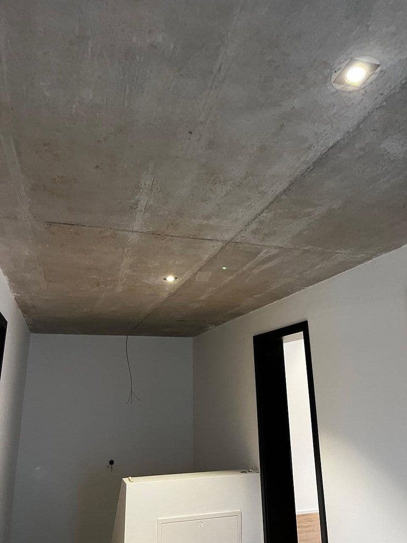Pronájem domu 185 m², pozemek 236 m², Wasserfallweg 21, Amstetten, Bádensko-Württembersko Pronájem domu 185 m², pozemek 236 m², Wasserfallweg 21, Amstetten, Bádensko-Württembersko