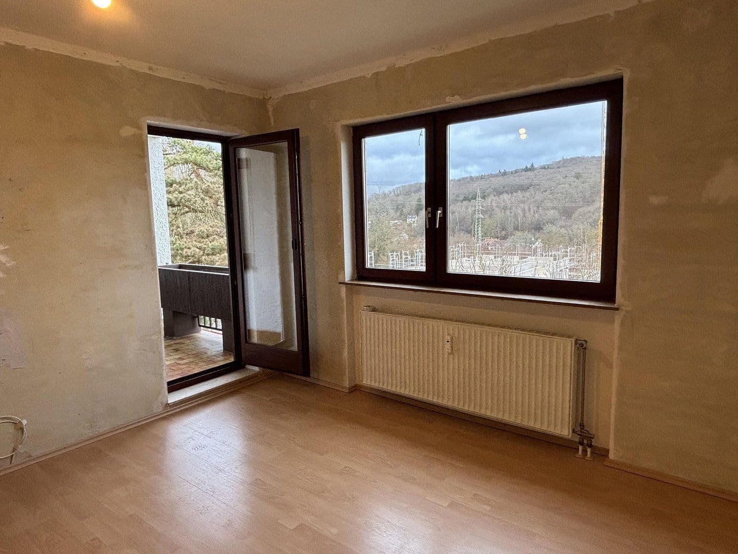 Prodej bytu 3+1 75 m², Jenneweg 129, Saarbrücken, Země Sársko Prodej bytu 3+1 75 m², Jenneweg 129, Saarbrücken, Země Sársko