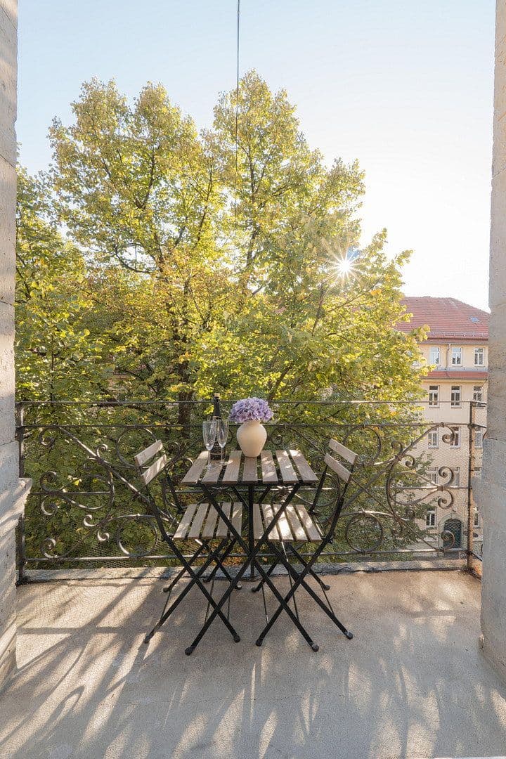 Prodej bytu 3+1 88 m², Saxoniastraße 1, Dresden, Sasko Prodej bytu 3+1 88 m², Saxoniastraße 1, Dresden, Sasko