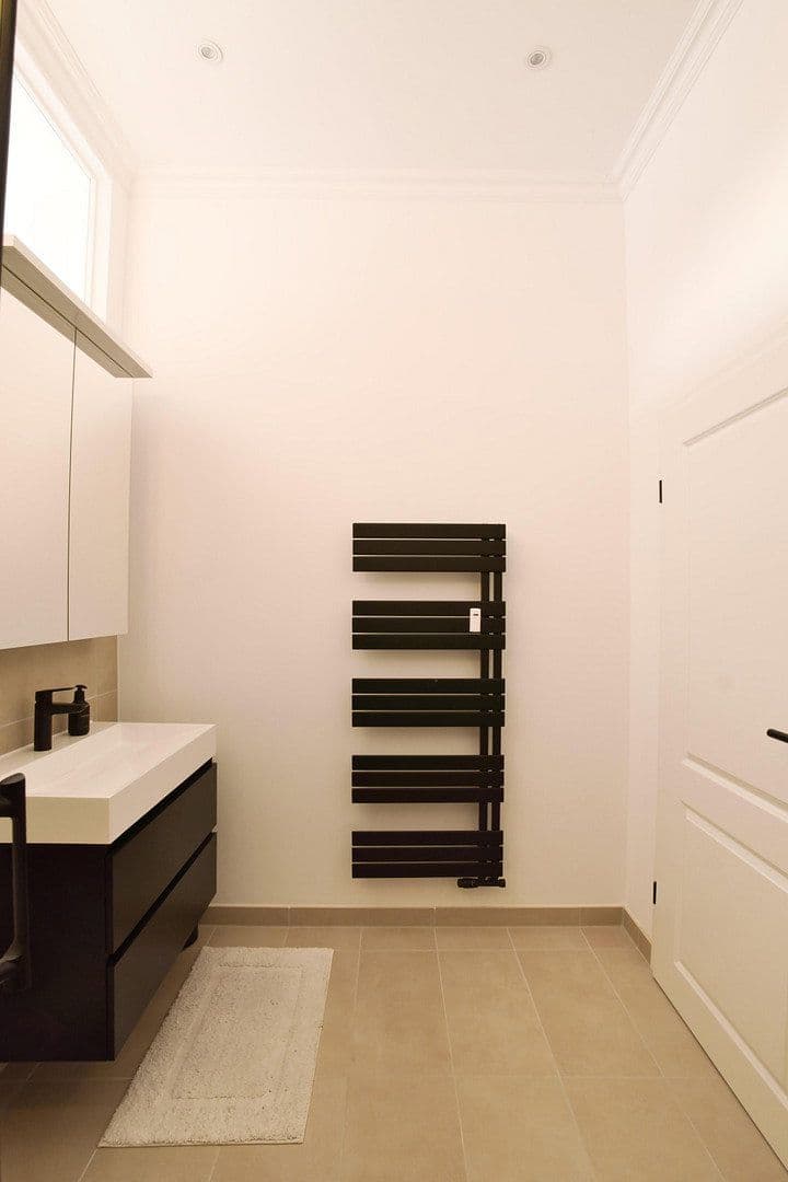 Prodej bytu 3+1 88 m², Saxoniastraße 1, Dresden, Sasko Prodej bytu 3+1 88 m², Saxoniastraße 1, Dresden, Sasko