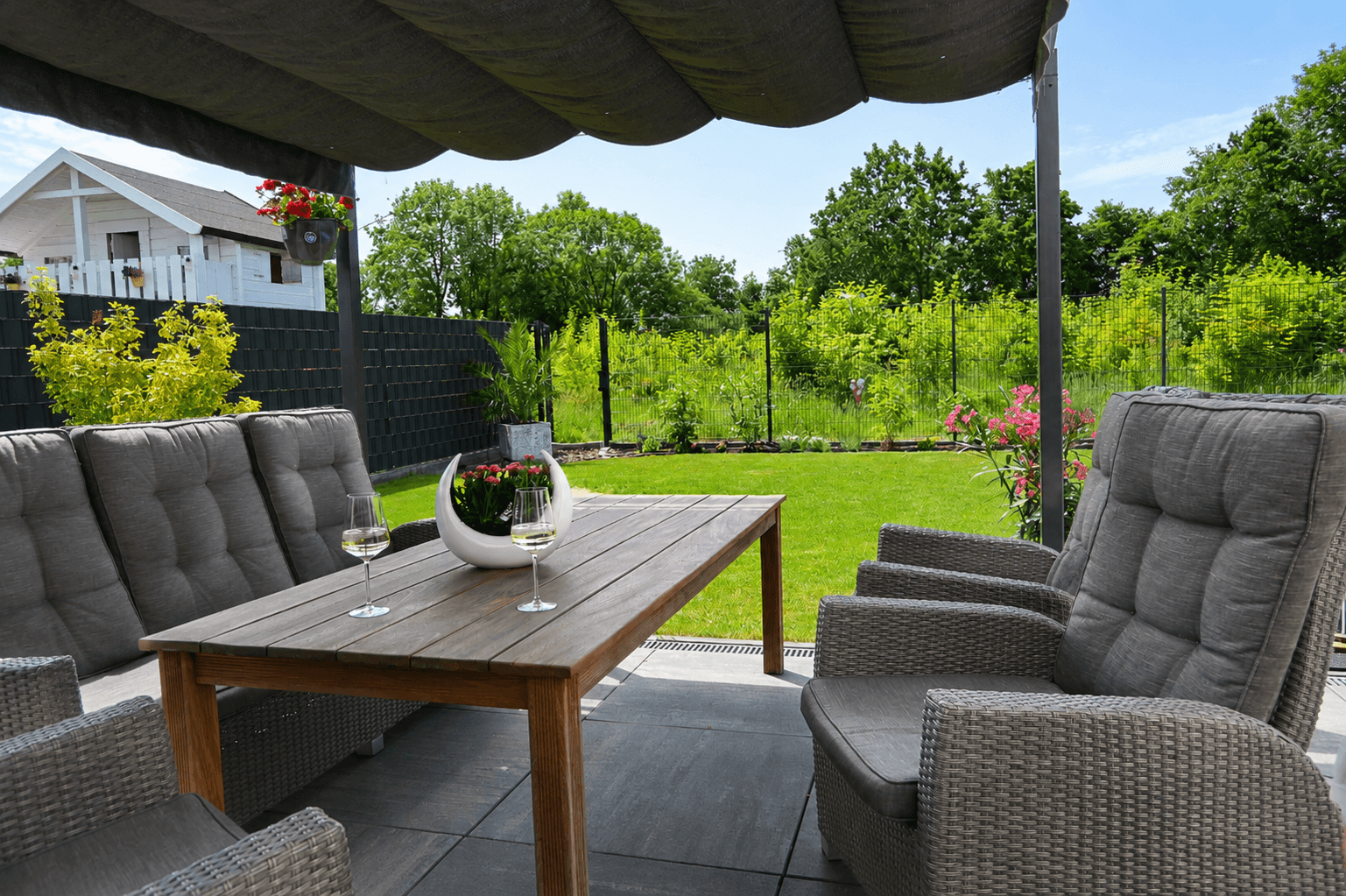 Prodej domu 139 m², pozemek 401 m², Grevenbroich, Severní Porýní-Vestfálsko Prodej domu 139 m², pozemek 401 m², Grevenbroich, Severní Porýní-Vestfálsko