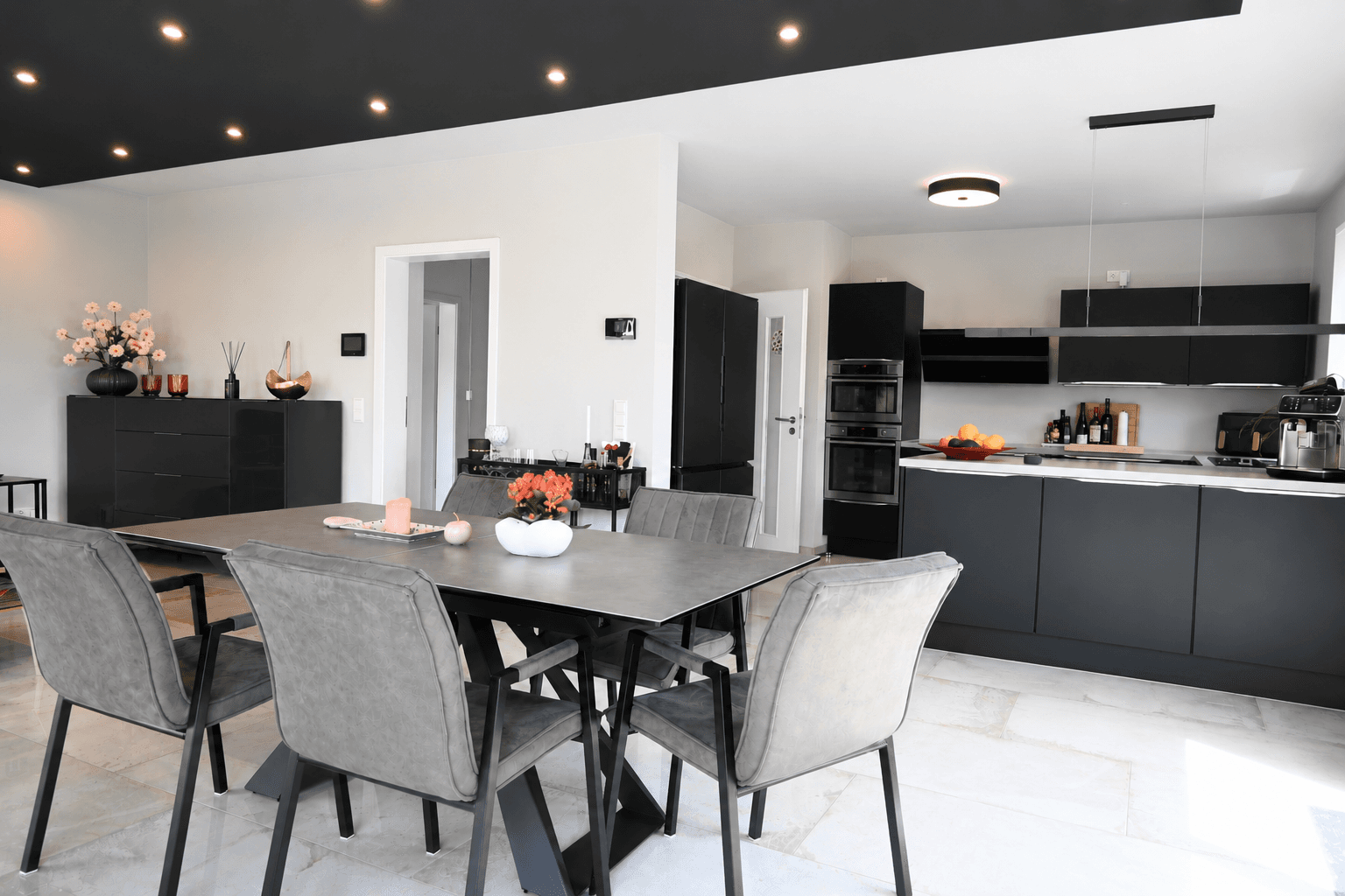 Prodej domu 139 m², pozemek 401 m², Grevenbroich, Severní Porýní-Vestfálsko Prodej domu 139 m², pozemek 401 m², Grevenbroich, Severní Porýní-Vestfálsko