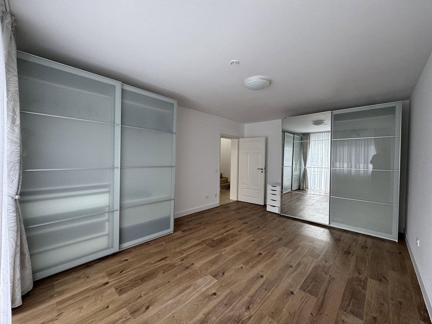 Prodej domu 127 m², pozemek 250 m², Berliner Straße 1b, Pulheim, Severní Porýní-Vestfálsko Prodej domu 127 m², pozemek 250 m², Berliner Straße 1b, Pulheim, Severní Porýní-Vestfálsko