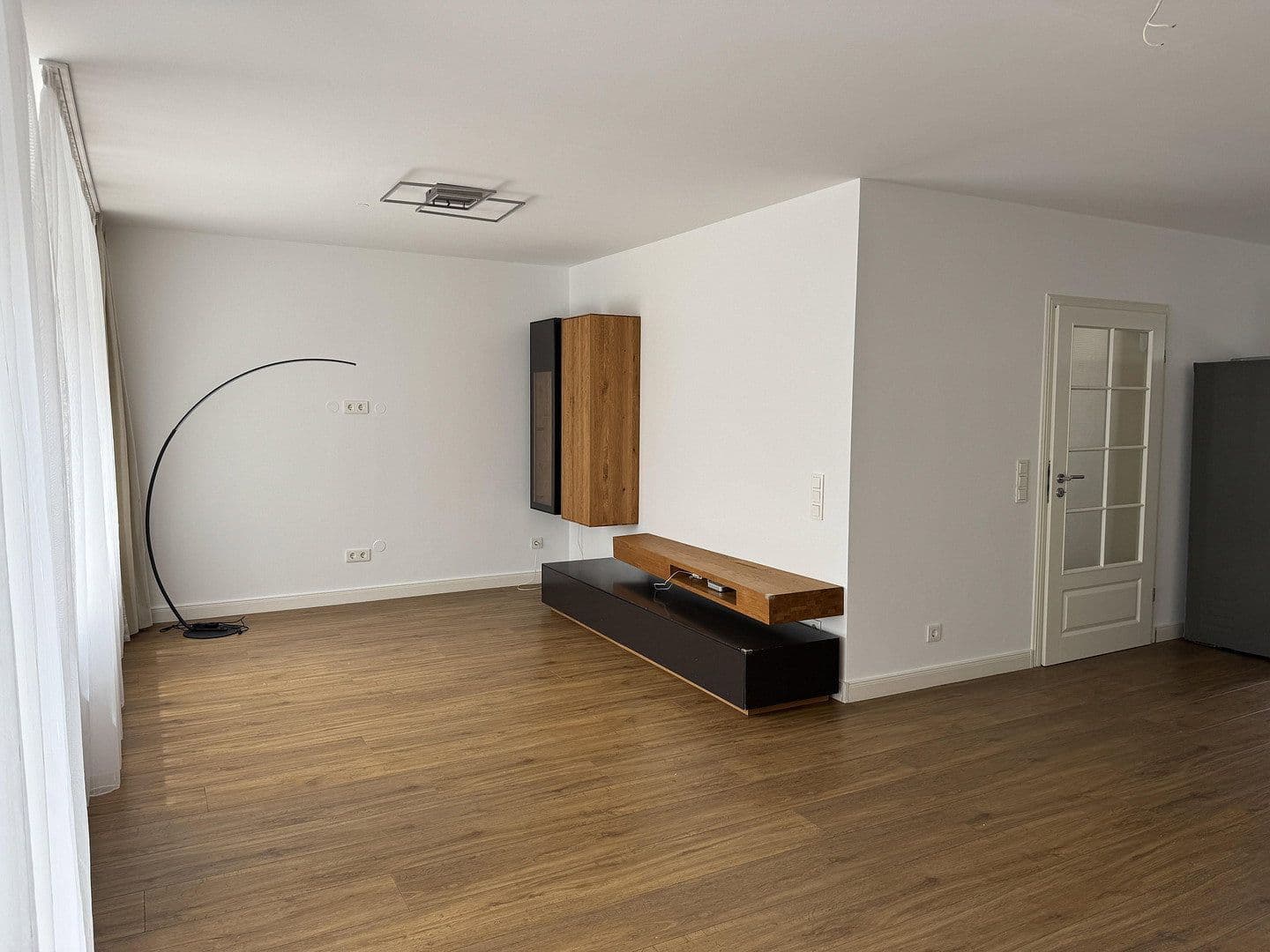 Prodej domu 127 m², pozemek 250 m², Berliner Straße 1b, Pulheim, Severní Porýní-Vestfálsko Prodej domu 127 m², pozemek 250 m², Berliner Straße 1b, Pulheim, Severní Porýní-Vestfálsko