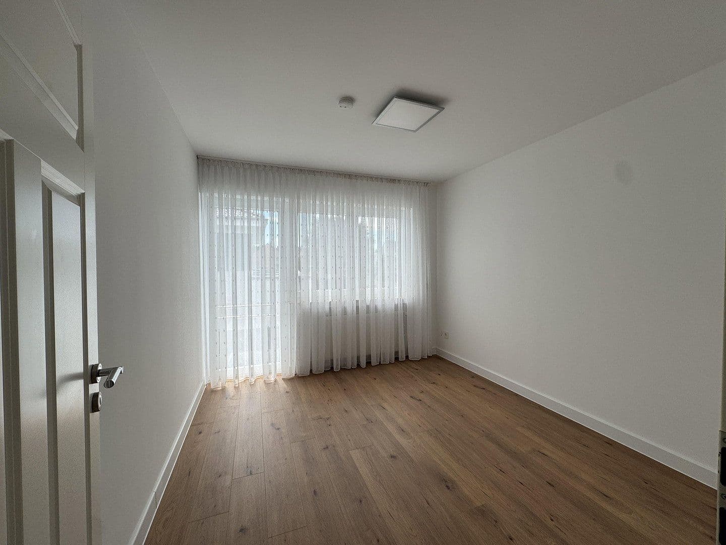 Prodej domu 127 m², pozemek 250 m², Berliner Straße 1b, Pulheim, Severní Porýní-Vestfálsko Prodej domu 127 m², pozemek 250 m², Berliner Straße 1b, Pulheim, Severní Porýní-Vestfálsko