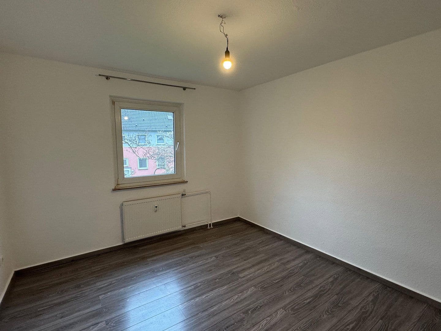 Pronájem bytu 2+1 41 m², Duisburg, Severní Porýní-Vestfálsko Pronájem bytu 2+1 41 m², Duisburg, Severní Porýní-Vestfálsko